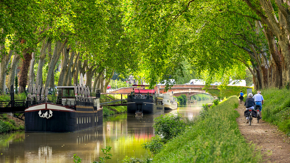 Cycling holiday along the Canal du Midi Cycling Holidays