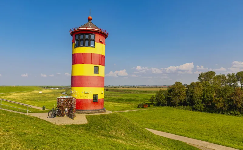 Pilsum lighthouse in Krummhörn