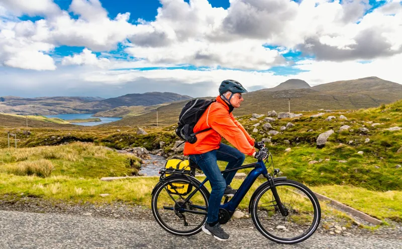 Cyclist – Harris Island