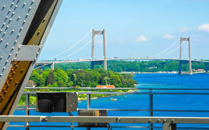 Middelfahrt, bridge
