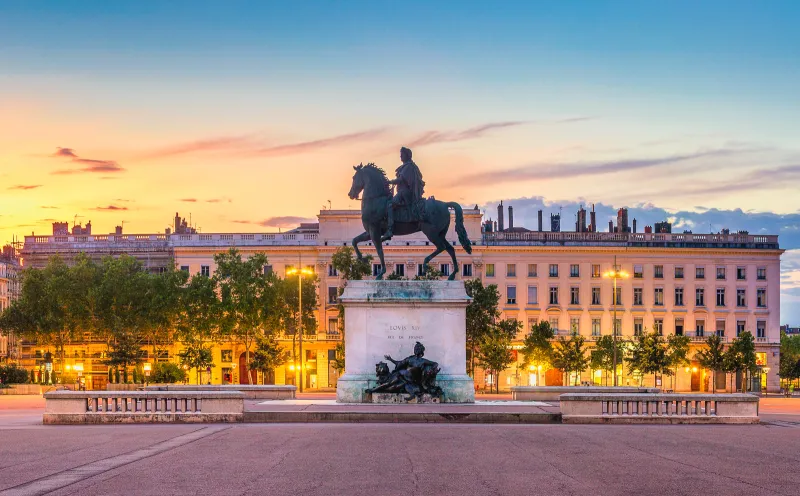 Monument to Louis XIV on horseback