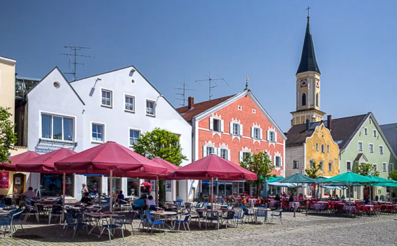  Market square in Kelheim, church