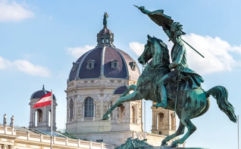 Heldenplatz, Vienna