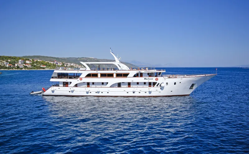 Island hopping in southern Dalmatia with the MY Relax