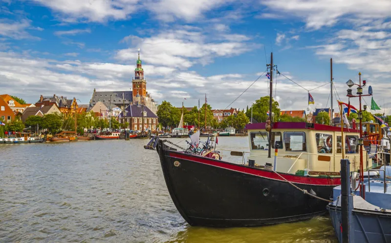 The city of Leer