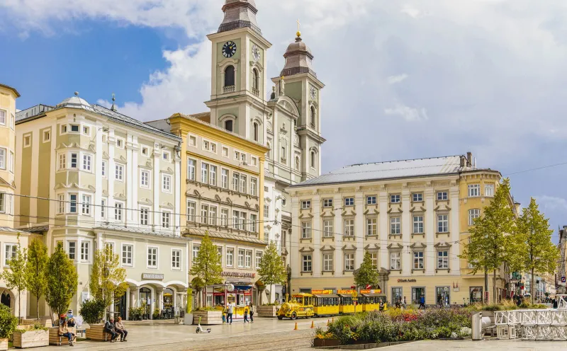 Linz, Old Cathedral