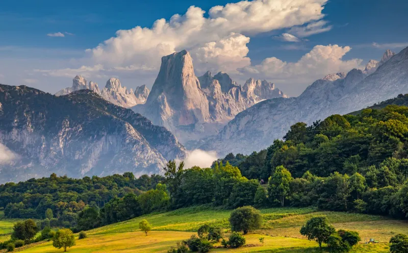 Picu Urriellu - Naranjo de Bulnes