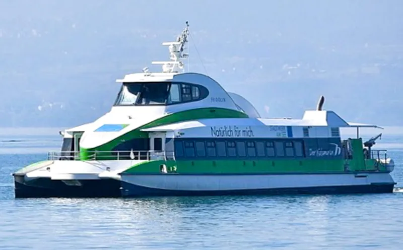 Travelogue_Catamaran