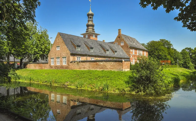 Husum Castle