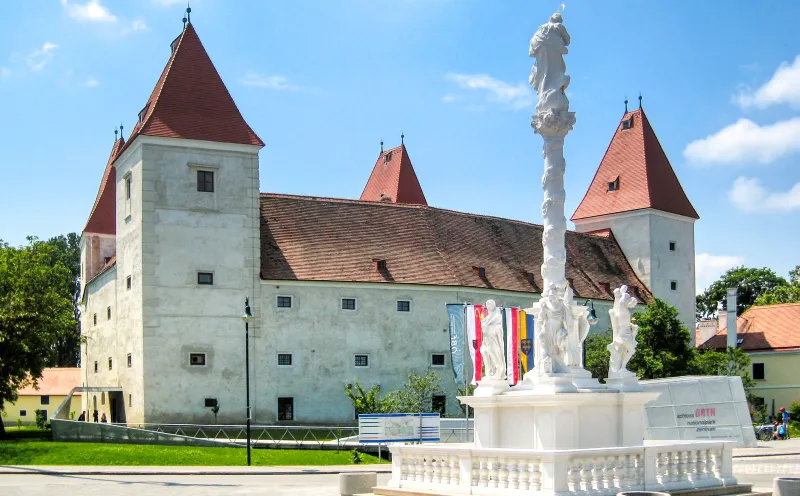 Castle in Orth