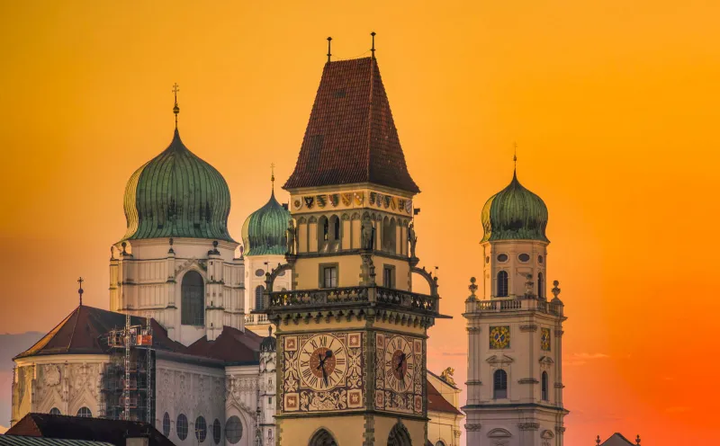 Passau parish church of St. Paul and St. Stephen's Cathedral