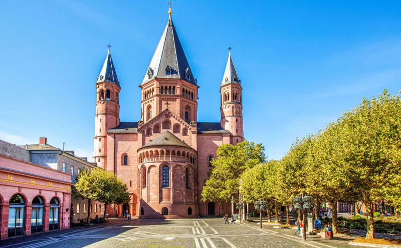 Mainz, Church