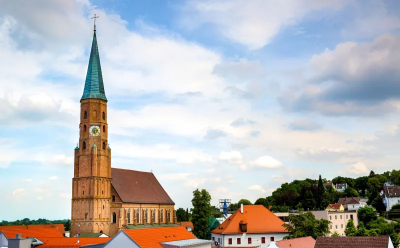 late Gothic hall church of St. Johannes, Dingolfing