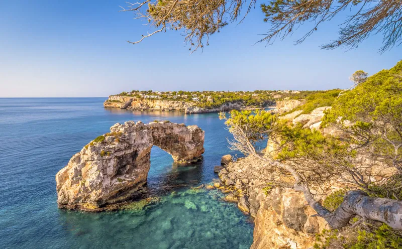 Natural rock arch Es Pontàs