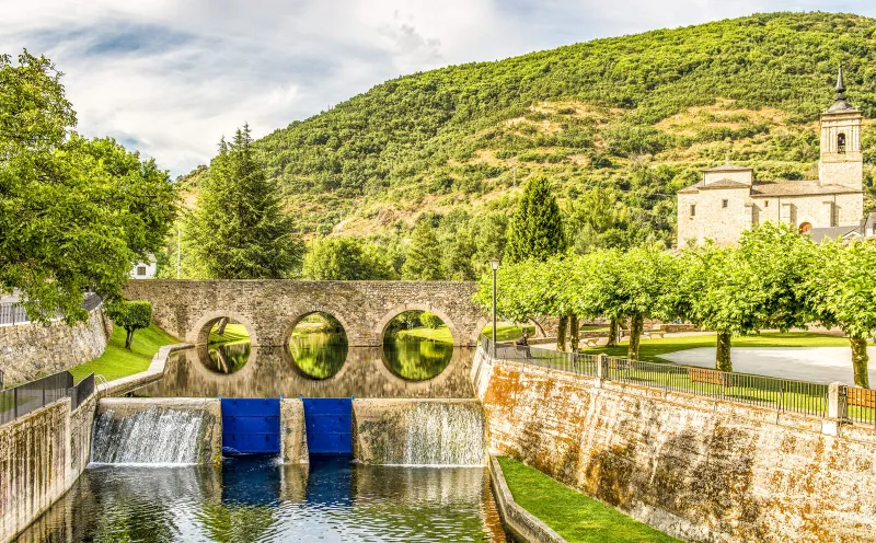 Bridge in Molinaseca