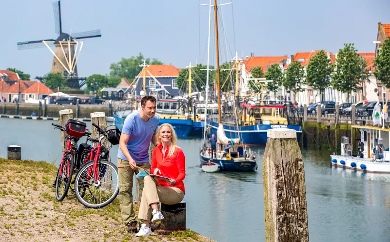 Break on the bike tour from Rotterdam