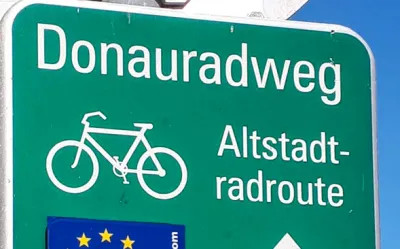 Danube cycle path, old town route