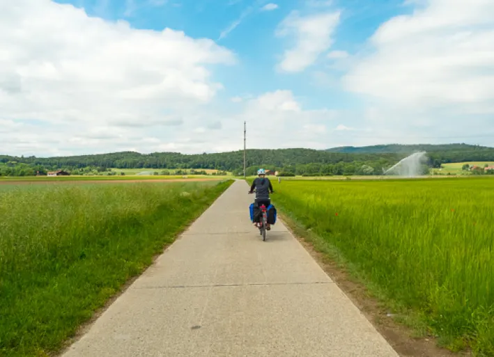 Cyclist, Hemishofen