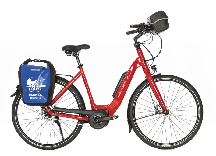 Cycle path travel e-bike