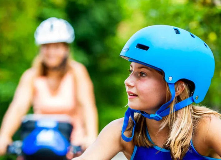 Rhône Cycle Route, helmet compulsory for children in France