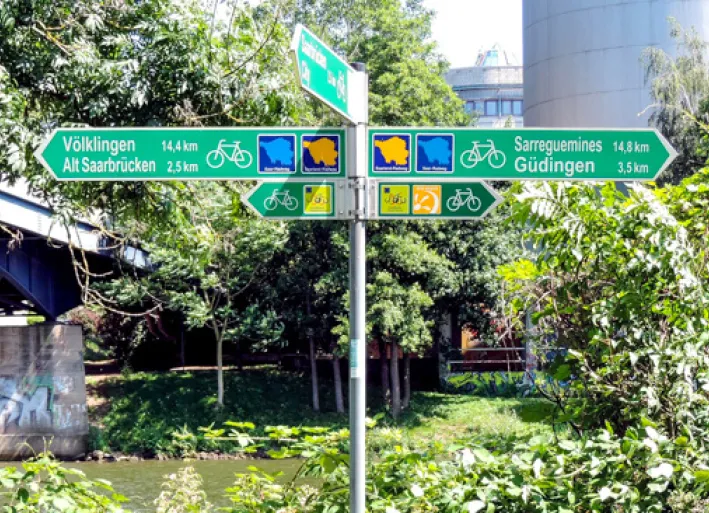 Signpost on the Saar Cycle Route