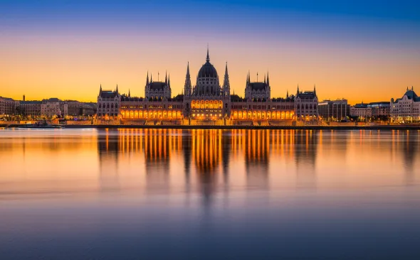 Budapest_Parliament building