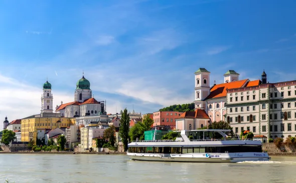 Inn and St. Stephen's Cathedral in Passau