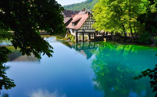 Der Blautopf in Blaubeuren