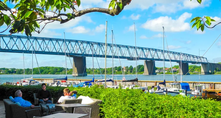 Bridge over the Lillebelt