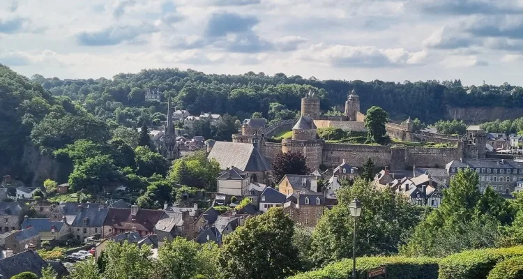 Fougeres
