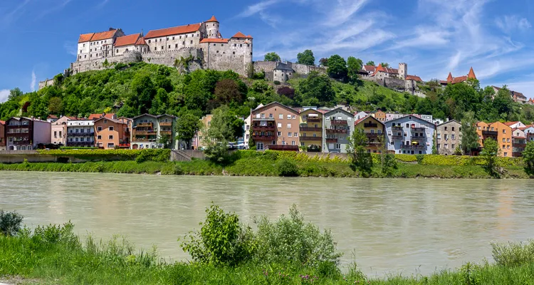 Inn-Radweg, Burghausen