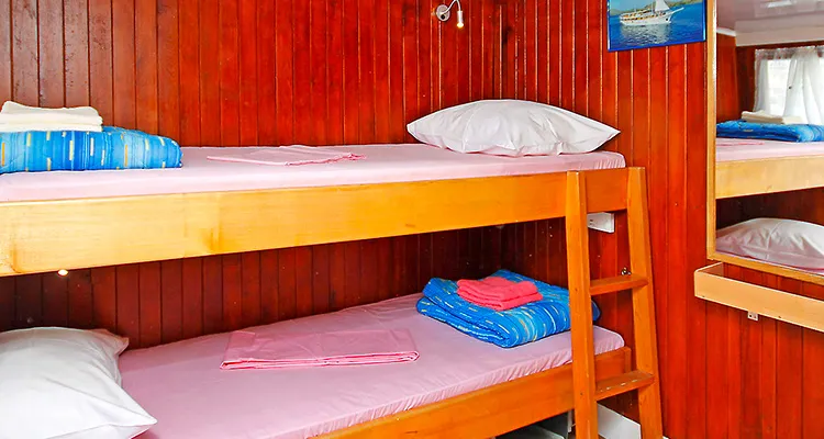 MS Kažimir, double cabin with bunk bed
