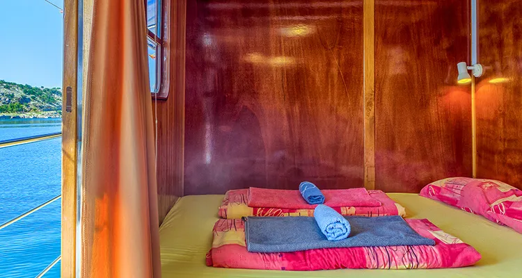 MS Linda, upper deck double cabin