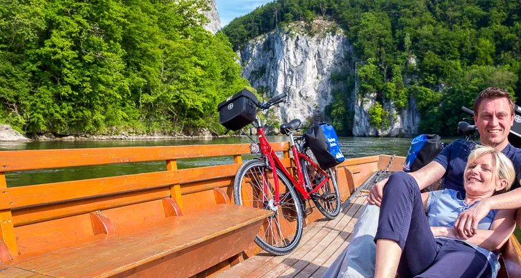 Gemütlich auf der Donau beim Kloster Weltenburg