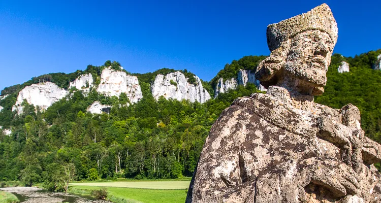 Kalkfelsen im Naturpark Obere Donau