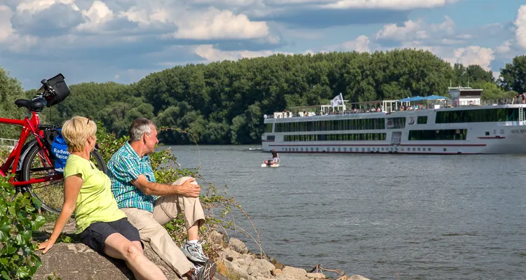 By boat and bike through Germany