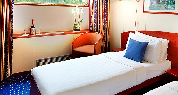 MS Carissima, Twin cabin on the main deck