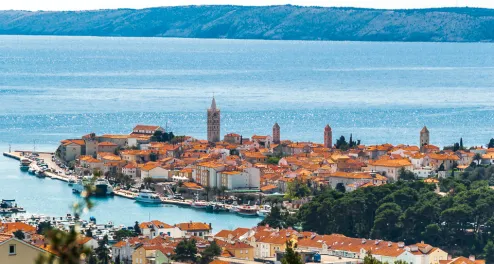 Rad und Schiff in Kroatien